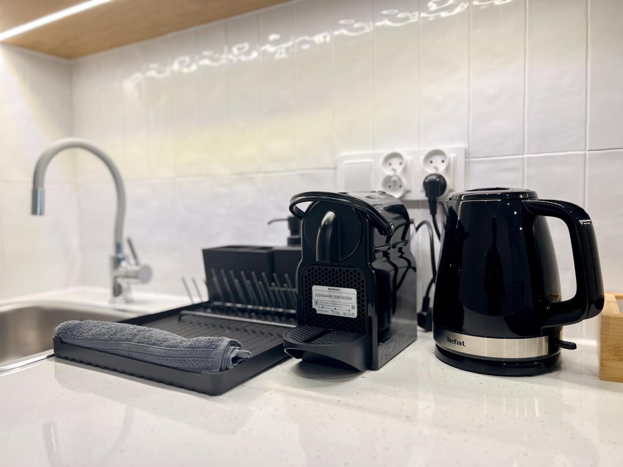 Modern Suites Koszyka 45 オポーレ エクステリア 写真